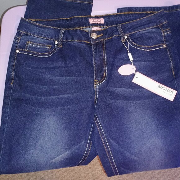 True Luck Jeans Boot Cut - Picture 3 of 4